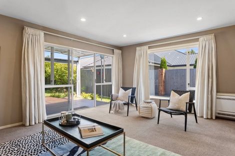 Photo of property in 15 Melford Close, Rangiora, 7400