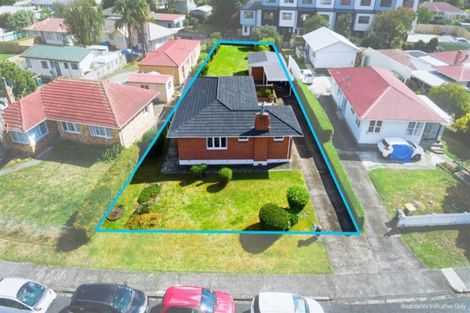 Photo of property in 12 Te Kanawa Crescent, Henderson, Auckland, 0610