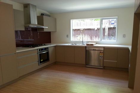 Photo of property in 21c Kerswill Place, Pakuranga, Auckland, 2010