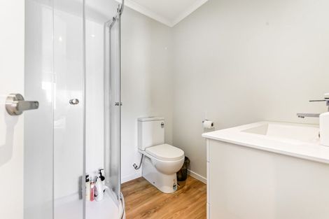 Photo of property in 90u2 Carrington Avenue, Silverdale, Hamilton, 3216