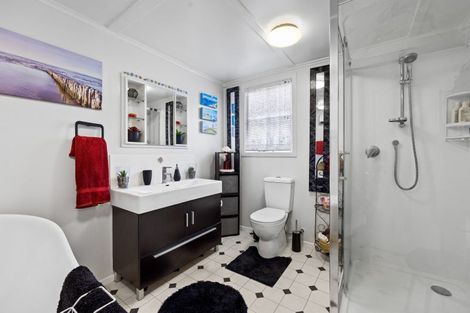 Photo of property in 23 Portia Street, Stratford, 4332