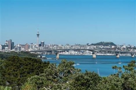 Photo of property in 41 Seaview Avenue, Northcote, Auckland, 0627