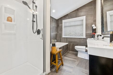 Photo of property in 3 Macmillan Avenue, Cashmere, Christchurch, 8022