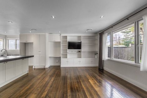 Photo of property in 13 Amberley Avenue, Te Atatu South, Auckland, 0610