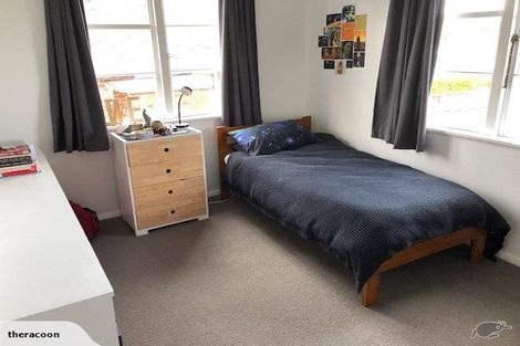 Photo of property in 45 Hutchinson Avenue, New Lynn, Auckland, 0600