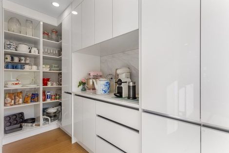 Photo of property in 9 Arahi Place, Rototuna North, Hamilton, 3210