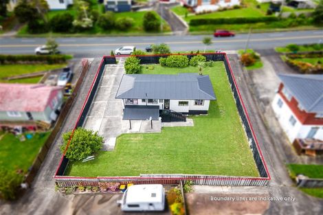 Photo of property in 274 Great North Road, Henderson, Auckland, 0612