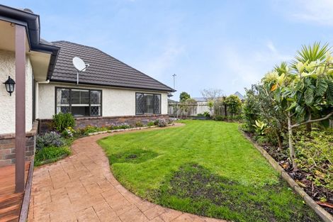 Photo of property in 9 Clearview Drive, Milson, Palmerston North, 4414