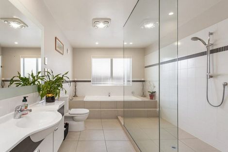 Photo of property in 16 Glen Oaks Drive, Northwood, Christchurch, 8051