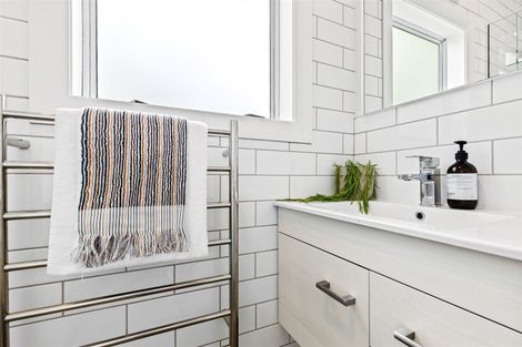 Photo of property in 126 Knowles Street, St Albans, Christchurch, 8052