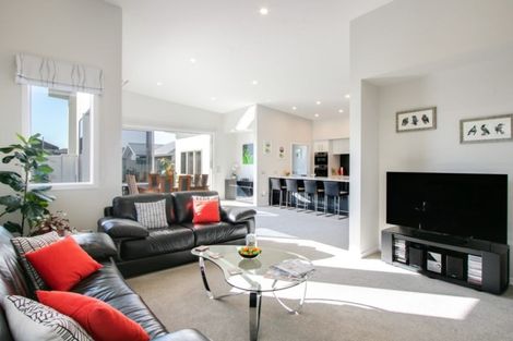 Photo of property in 6 Ruahine Road, Poraiti, Napier, 4112