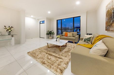 Photo of property in 14 Rere Close, Takanini, 2112