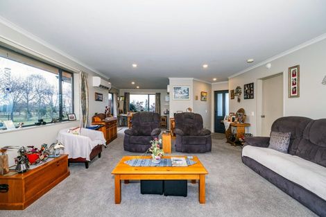 Photo of property in 11 Hunt Street, Waimate, 7978