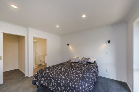 Photo of property in 29a Chelwood Street, Takaro, Palmerston North, 4412