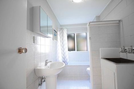 Photo of property in 5/48 Mcleod Road, Henderson, Auckland, 0612