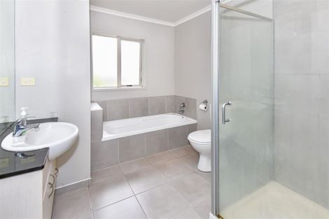 Photo of property in 22 Kauri Road, Pukekohe, 2120