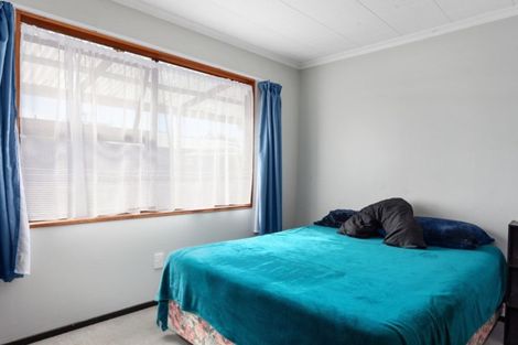 Photo of property in 2 Edgewater Grove, Whakatane, 3120