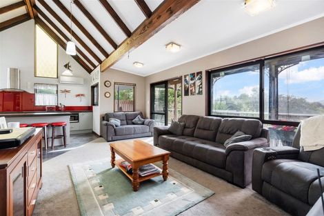 Photo of property in 16 De Havilland Place, Onerahi, Whangarei, 0110