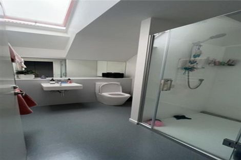 Photo of property in 383 Adelaide Road, Newtown, Wellington, 6021