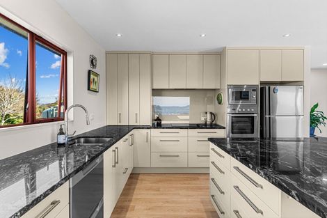 Photo of property in 58 Old Waipu Road, Mangawhai, 0505