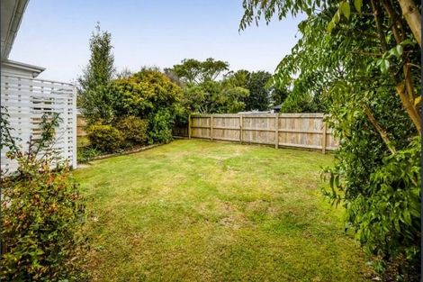 Photo of property in 5 Nikau Street, Inglewood, 4330