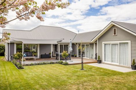 Photo of property in 6 Coachmans Road, Prebbleton, 7604