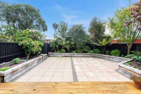 Photo of property in 2/193 Centaurus Road, Saint Martins, Christchurch, 8022