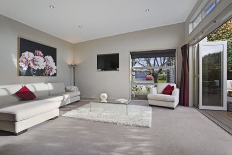 Photo of property in 50 Oakwood Drive, Rangiora, 7400