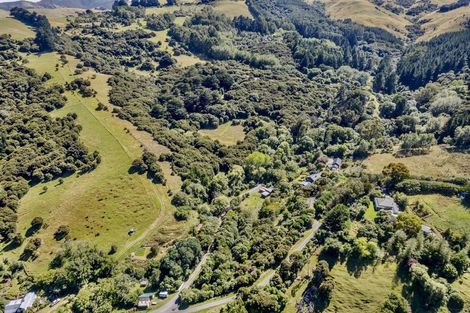 Photo of property in 190 Okains Bay Road, Robinsons Bay, 7581