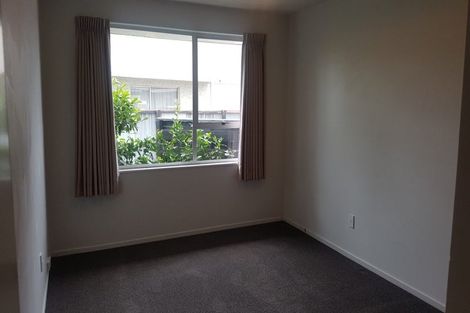 Photo of property in 12 Ruddenklau Lane, Bishopdale, Christchurch, 8053