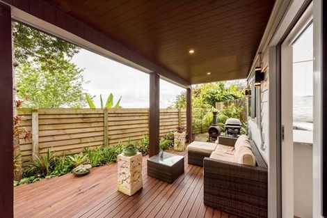 Photo of property in 223a Don Buck Road, Massey, Auckland, 0614
