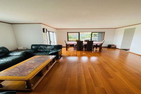 Photo of property in 89 Royal View Road, Te Atatu South, Auckland, 0610