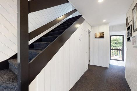 Photo of property in 117 Daffodil Street, Titirangi, Auckland, 0604