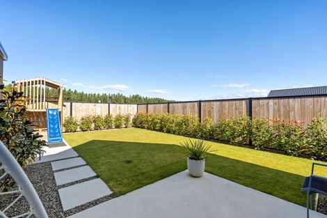 Photo of property in 97 Burdon Loop, Lake Hawea, 9382