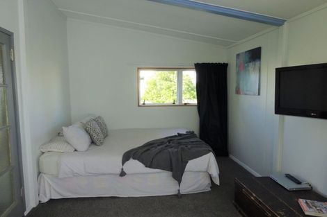 Photo of property in 35 Pratt Avenue, Foxton Beach, Foxton, 4815