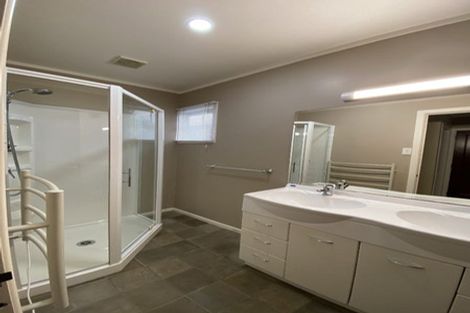 Photo of property in 207 Schnapper Rock Road, Schnapper Rock, Auckland, 0632
