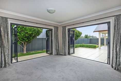 Photo of property in 80 Merlot Drive, Greenmeadows, Napier, 4112