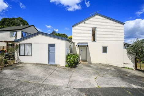 Photo of property in 9h View Road, Glenfield, Auckland, 0627