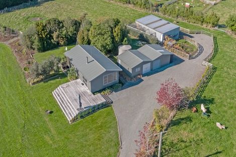Photo of property in 174 Hendersons Line, Kelvin Grove, Palmerston North, 4470