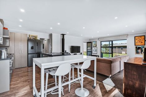 Photo of property in 18 Rangikatea Road, Omori, Turangi, 3381