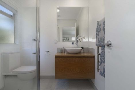 Photo of property in 1 Guildford Place, Bethlehem, Tauranga, 3110