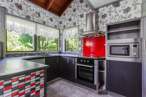 Photo of property in 313 Don Buck Road, Massey, Auckland, 0614