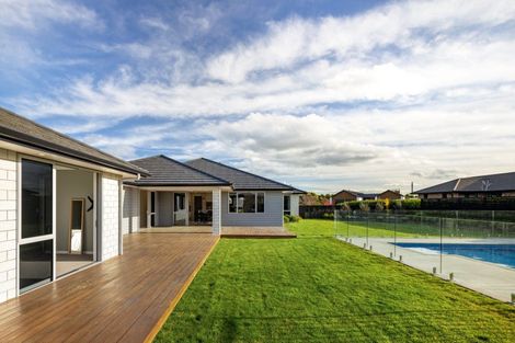 Photo of property in 39 Mike Smith Drive, Cambridge, 3434