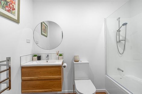 Photo of property in 16 Miromiro Street, Broomfield, Christchurch, 8042