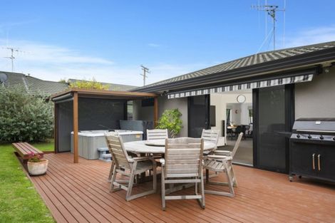 Photo of property in 74r Pyes Pa Road, Pyes Pa, Tauranga, 3112
