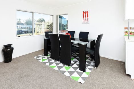 Photo of property in 3 Carter Place, Manurewa, Auckland, 2102