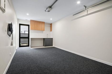 Photo of property in 6 Babos Avenue, Kumeu, 0810