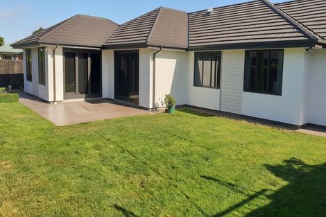 Photo of property in 11 Wedmore Close, Burwood, Christchurch, 8083