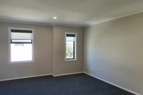 Photo of property in 6a Te Whiti Grove, Waterloo, Lower Hutt, 5011