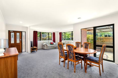 Photo of property in 10a Park Avenue, Tawa, Wellington, 5028